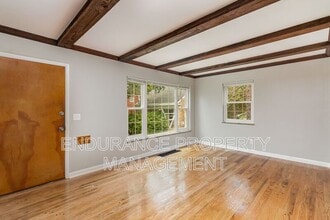3699 Edgebrook Dr in Cincinnati, OH - Building Photo - Building Photo