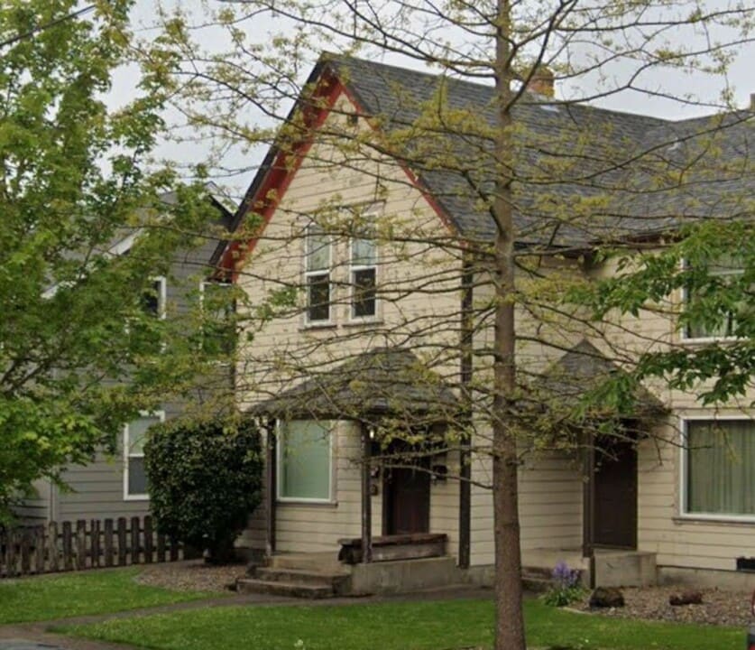 426 NW 15th St in Corvallis, OR - Building Photo