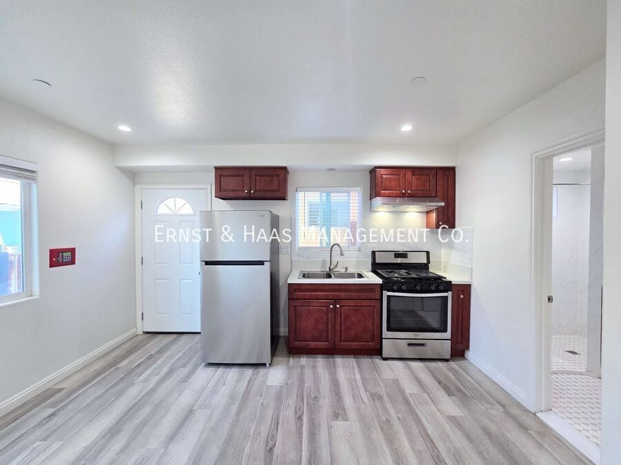 1759 Cerritos Ave in Long Beach, CA - Building Photo