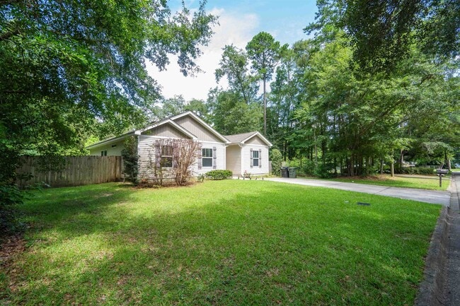 3018 Grady Rd in Tallahassee, FL - Building Photo - Building Photo