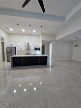 2200 SW 32nd St in Cape Coral, FL - Building Photo - Building Photo