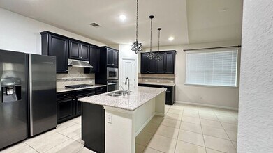 2132 Hat Bender Lp in Round Rock, TX - Building Photo - Building Photo