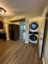 8570 Chesapeake Blvd in Norfolk, VA - Building Photo - Building Photo