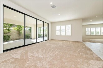 58 Kite Dr in Oxnard, CA - Building Photo - Building Photo