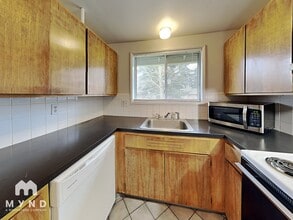 705 NE 108th Ave in Vancouver, WA - Building Photo - Building Photo