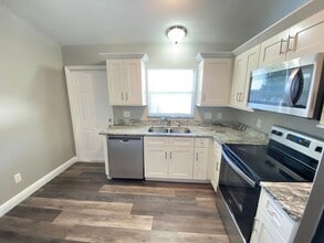 2439 Harbor Town Dr in Kissimmee, FL - Building Photo - Building Photo