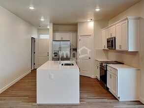 4702 W Ore Strm Rd in West Jordan, UT - Building Photo - Building Photo