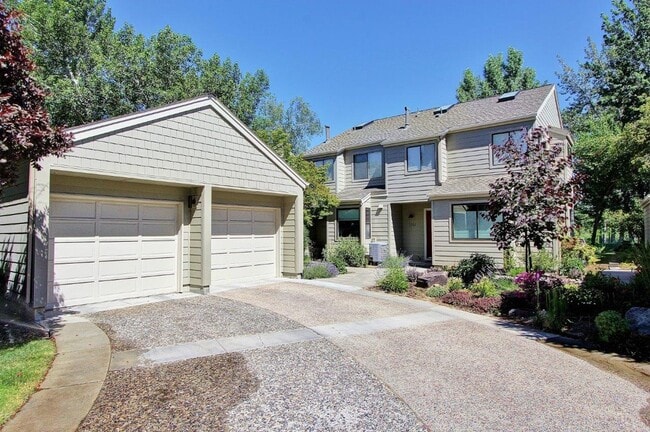 property at 1951 S Teal Ln