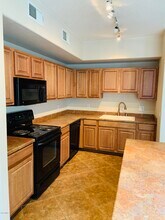 18250 N Cave Creek Rd in Phoenix, AZ - Building Photo - Building Photo