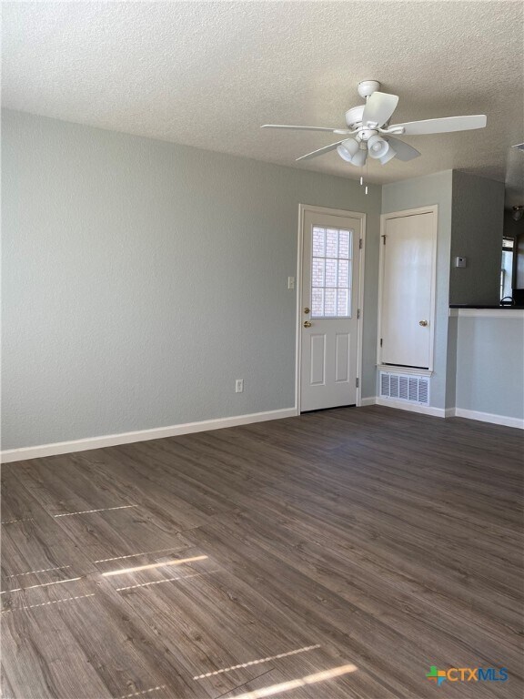 4409 Jeff Scott Dr in Killeen, TX - Building Photo - Building Photo