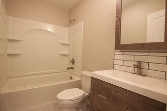 1128 E 29th Ave in Spokane, WA - Building Photo - Building Photo