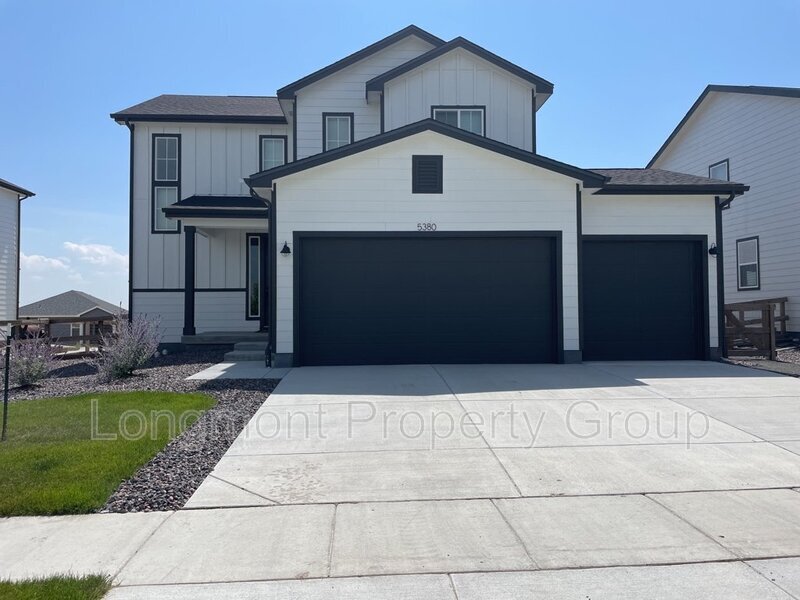 5380 Sanctuary Ave in Longmont, CO - Building Photo