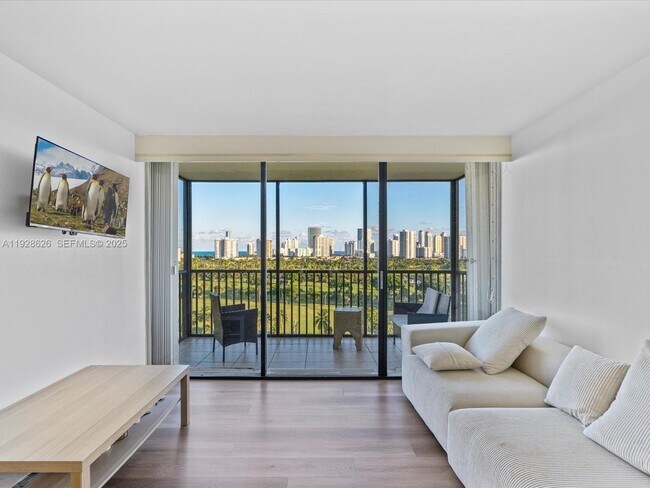 20335 W Country Club Dr in Aventura, FL - Building Photo - Building Photo