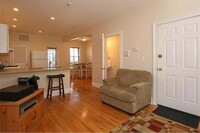 7 Brewster St, Unit 1 in Boston, MA - Building Photo - Building Photo