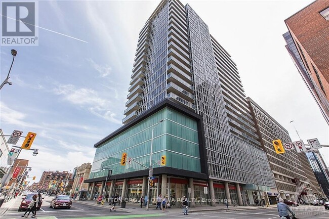 property at 324 Laurier Ave W