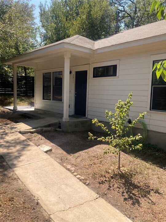 2911 E 13th St in Austin, TX - Building Photo
