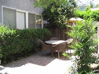 211-215 S Reeves Dr in Beverly Hills, CA - Building Photo - Building Photo