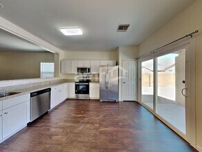 11320 Harvester in Marana, AZ - Foto de edificio - Building Photo