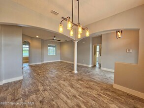 3820 Watergrass St in West Melbourne, FL - Foto de edificio - Building Photo
