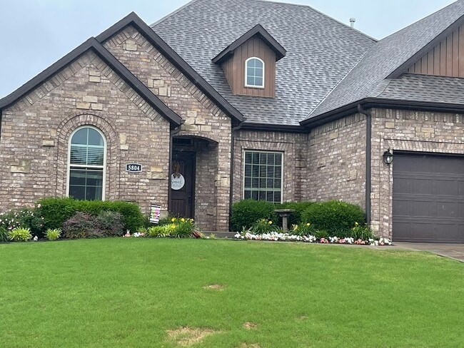 property at 5804 S 66th St