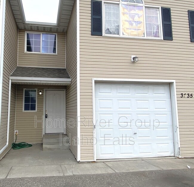 property at 3535 Deloy Dr