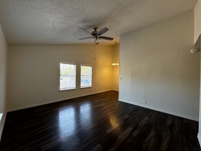 313 Flournoy Dr in Austin, TX - Building Photo - Building Photo