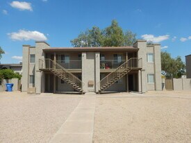 17847 N 40th St in Phoenix, AZ - Building Photo