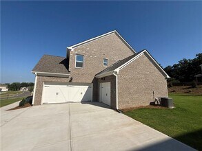 3920 Newburn Ct in Cumming, GA - Building Photo - Building Photo