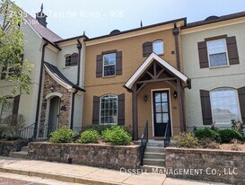 2495 Old Taylor Rd in Oxford, MS - Building Photo