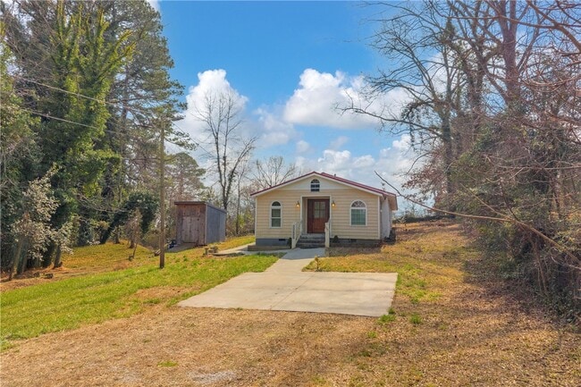 307 Moore Ave in Walhalla, SC - Building Photo - Building Photo