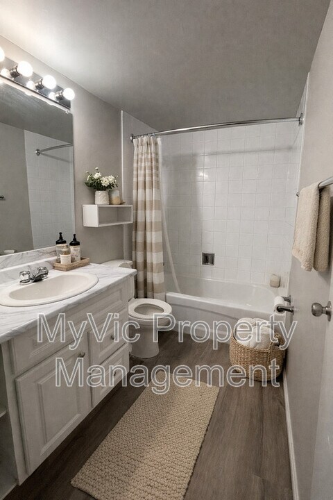 9108-9149 149 St in Edmonton, AB - Building Photo