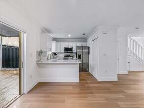 11475 NW 94th Pl in Hialeah Gardens, FL - Building Photo - Building Photo