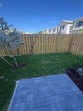 151 SE 11th St in Florida City, FL - Building Photo - Building Photo
