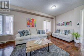 94 Gillett Dr in Ajax, ON - Building Photo - Building Photo