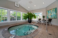 Sturbridge Square Apartments photo'