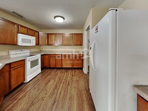 6244 Looking Glass Ln in Indianapolis, IN - Building Photo - Building Photo