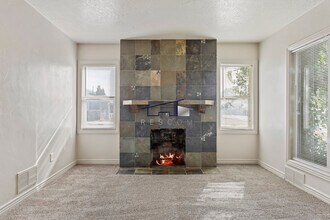 352 Harrison Blvd in Ogden, UT - Foto de edificio - Building Photo