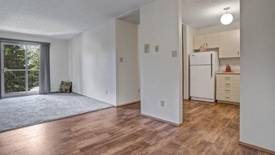 Spruce Meadow in Prince Albert, SK - Building Photo - Interior Photo