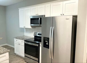 234 Yardsley Dr in Mcdonough, GA - Foto de edificio - Building Photo