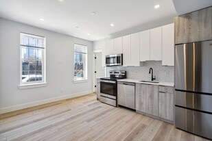 3439 Lancaster Ave, Unit 7 in Philadelphia, PA - Building Photo
