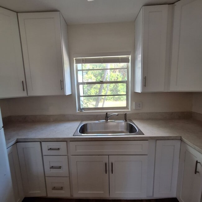 466 Laurie St in Melbourne, FL - Building Photo - Building Photo