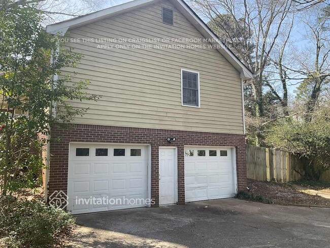 property at 2923 Marsh Ln SW