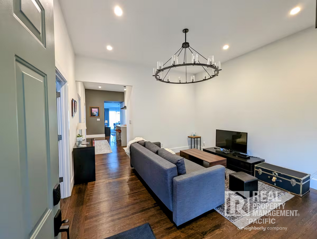 2309 Filbert St in Oakland, CA - Foto de edificio - Building Photo
