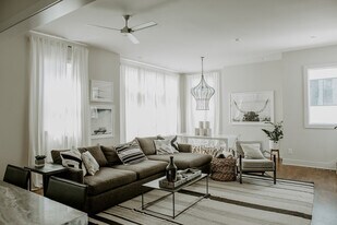 1114A Wade Ave in Nashville, TN - Building Photo