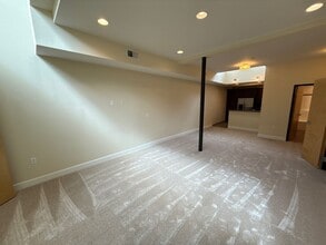160 Liberty St NE in Salem, OR - Foto de edificio - Building Photo