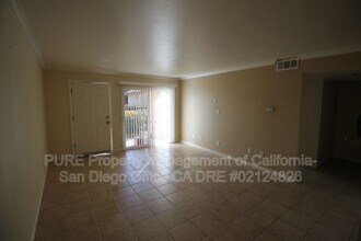 210 Chambers St in El Cajon, CA - Building Photo - Building Photo