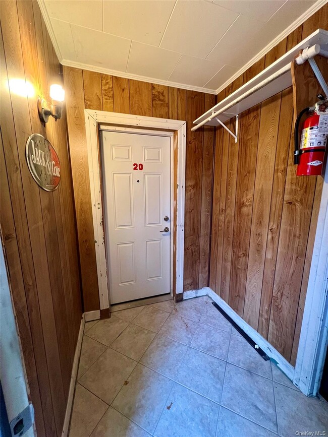 property at 1612-1616-1616 US-9W