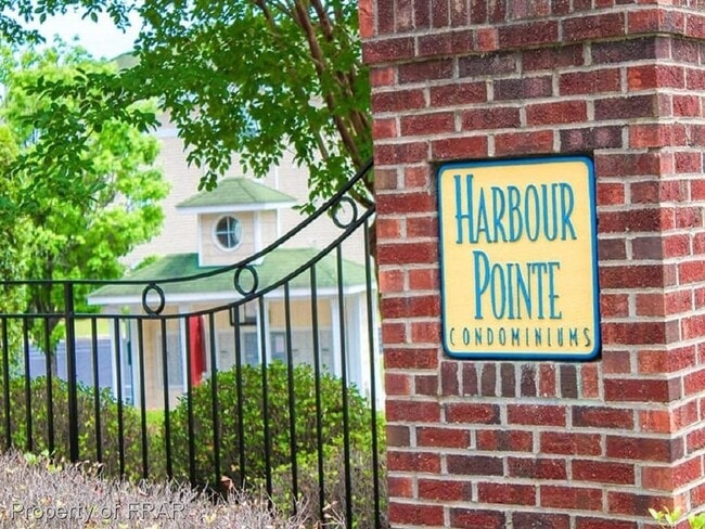 property at 3310 Harbour Pointe Pl