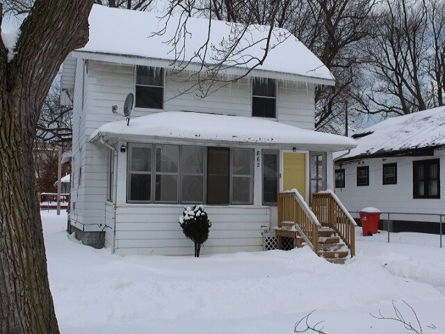 862 Lavette Ave in Benton Harbor, MI - Foto de edificio
