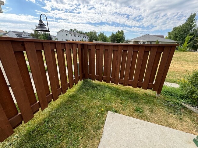 property at 3016 W Villard St